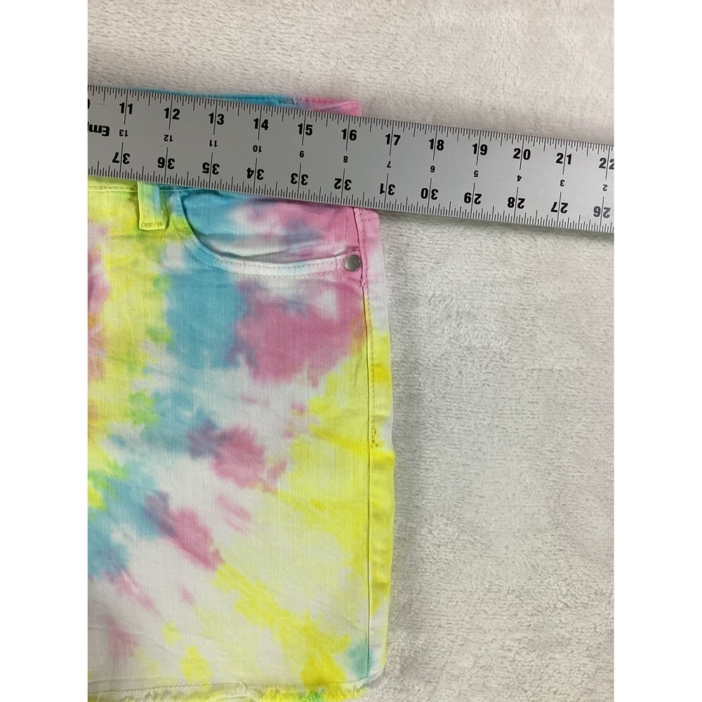 Judy Blue Tie Dye Shorts Women's L Multi Color Spiral Raw Hem High Rise Festival - Picture 7 of 12